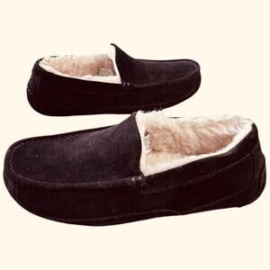Worn Once UGG Slippers Ascot Brown Suede Shearling Moccasin Slip On Men’s Size 9